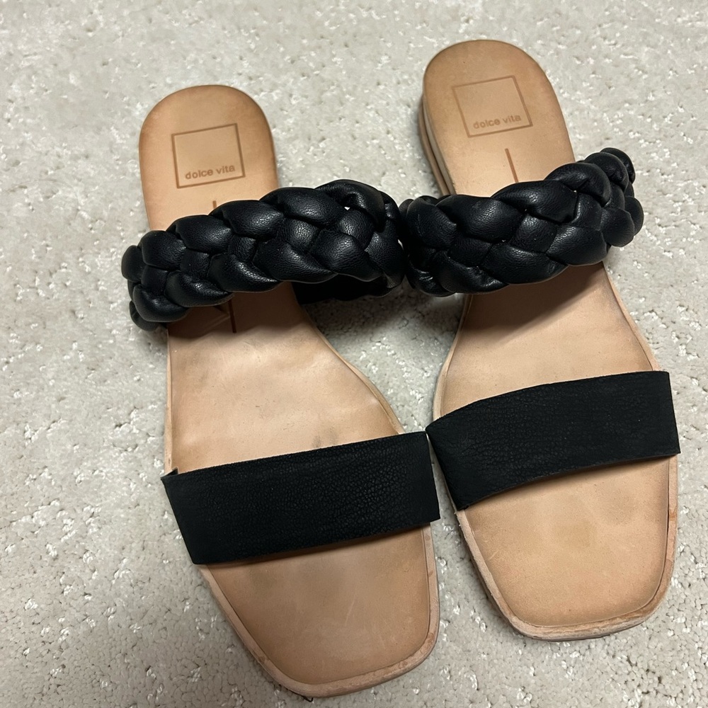 Dolce vita sandals